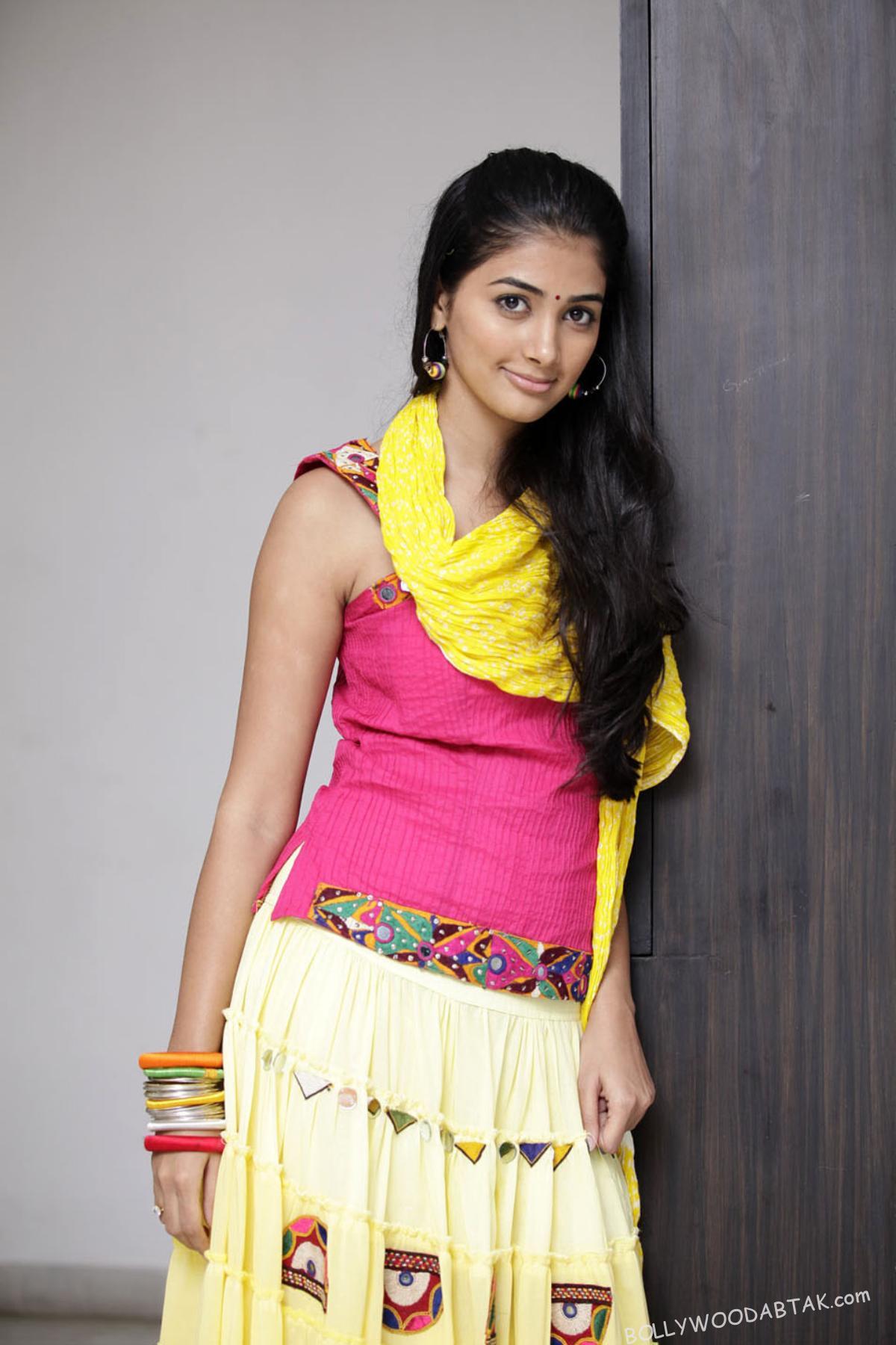 Hottest Bollywood Actress Pooja Hegde Photos collection 10 Pooja hegde Stills (13)