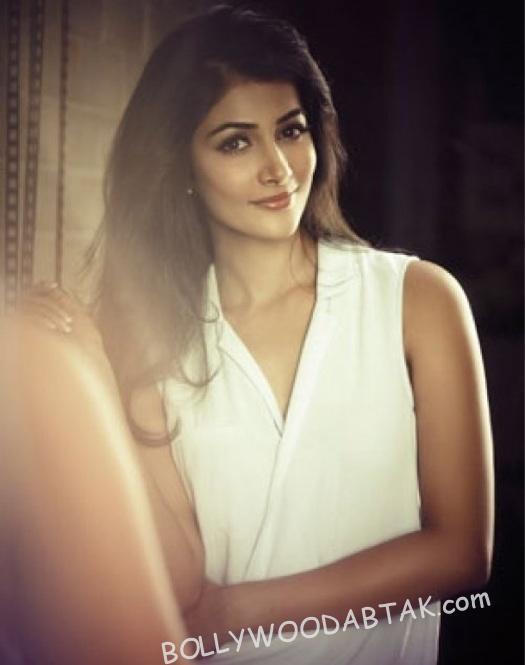 Hottest Bollywood Actress Pooja Hegde Photos collection 10 Pooja-Hegde-actress-Mohenjo-Daro
