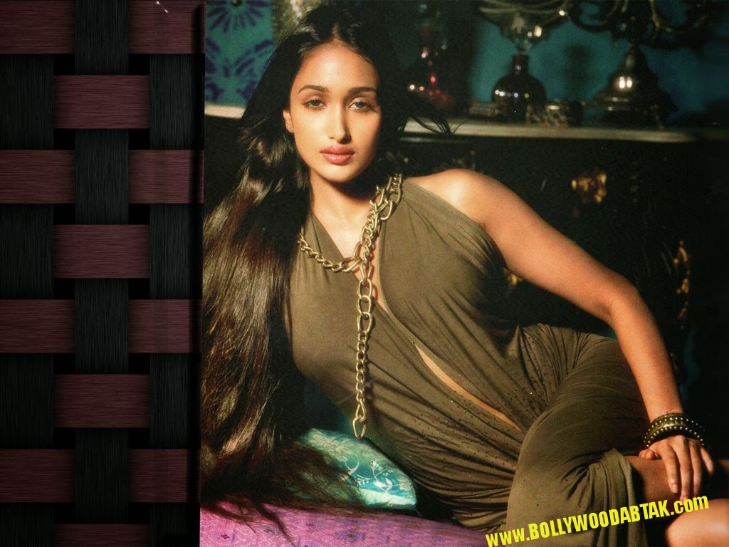 Top 20 Best Jiah Khan Pictures Which Proves Her Hotness 10 Jiah Khan very hot