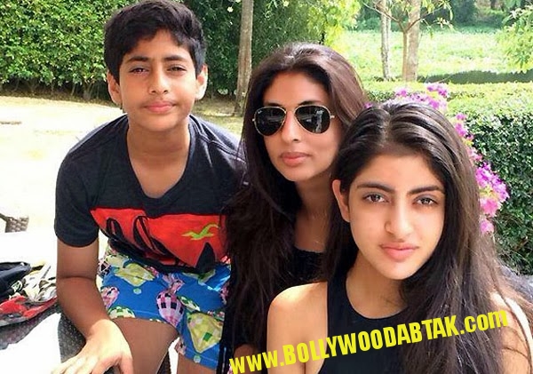 Amitabh Bachchan grand-daughter Navya Naveli Hot Photos Leaked 10 amitabh-grandaughter-navya-naveli-hot photos Leaked
