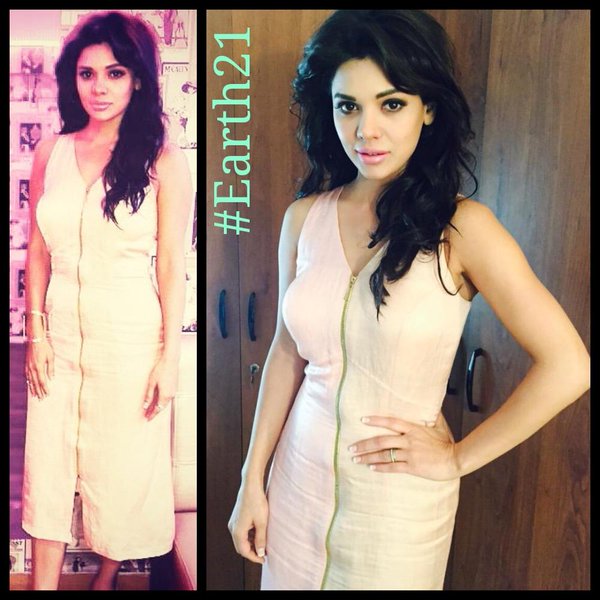 Top 15 Sara Loren Hot, Sexy, Newest Photos 10 Sara Loren Looking damn hot