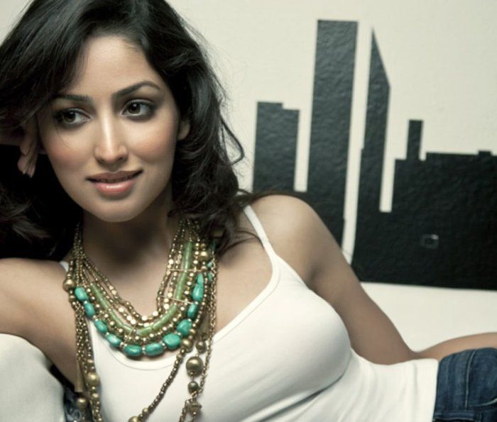 20 Yami Gautam Beautiful Cute Sexy Unseen Photos Album 19 Yami_Gautam_sexy
