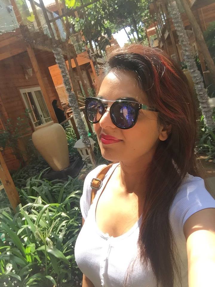 Beautiful Sugandha Mishra Rare Unseen Cute Photos, Wallpapers 20 Sugandha Mishra 2