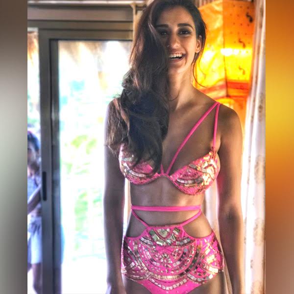 Hotness Overloaded #Disha Patani Looks Sizzling HOT In This Sexy Photoshoot 10 Disha patni hot pic