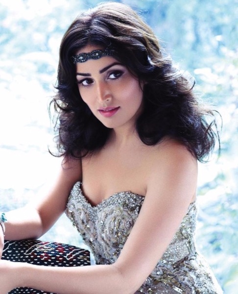 Yami Gautam Hot & Sizzling Bikini Pictures 11 Yami Gautam