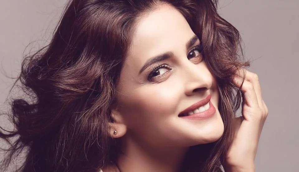 Saba Qamar Beautiful Cute Photos Gallery Wallpapers 14 saba qamar cute