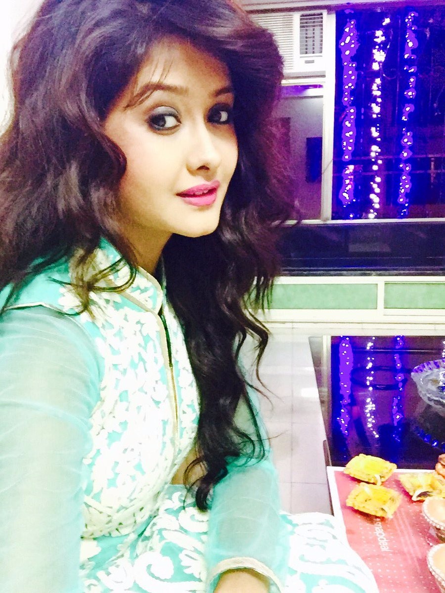 TV Actress Kanchi Singh (Gayu) Beautiful Cute Unseen Photos 14 kanchi 2