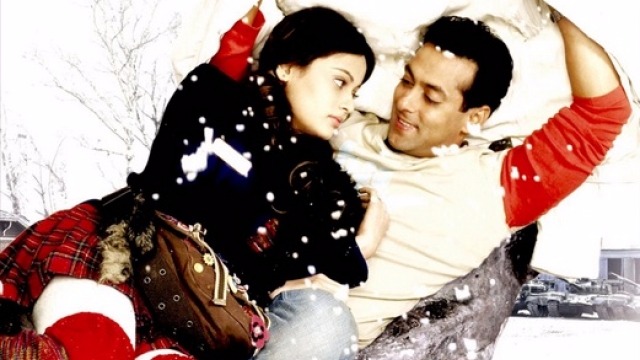 Sneha Ullal Hot Bikini Photos & Bold Bikini Images 10 salman khan sneha ullal lucky