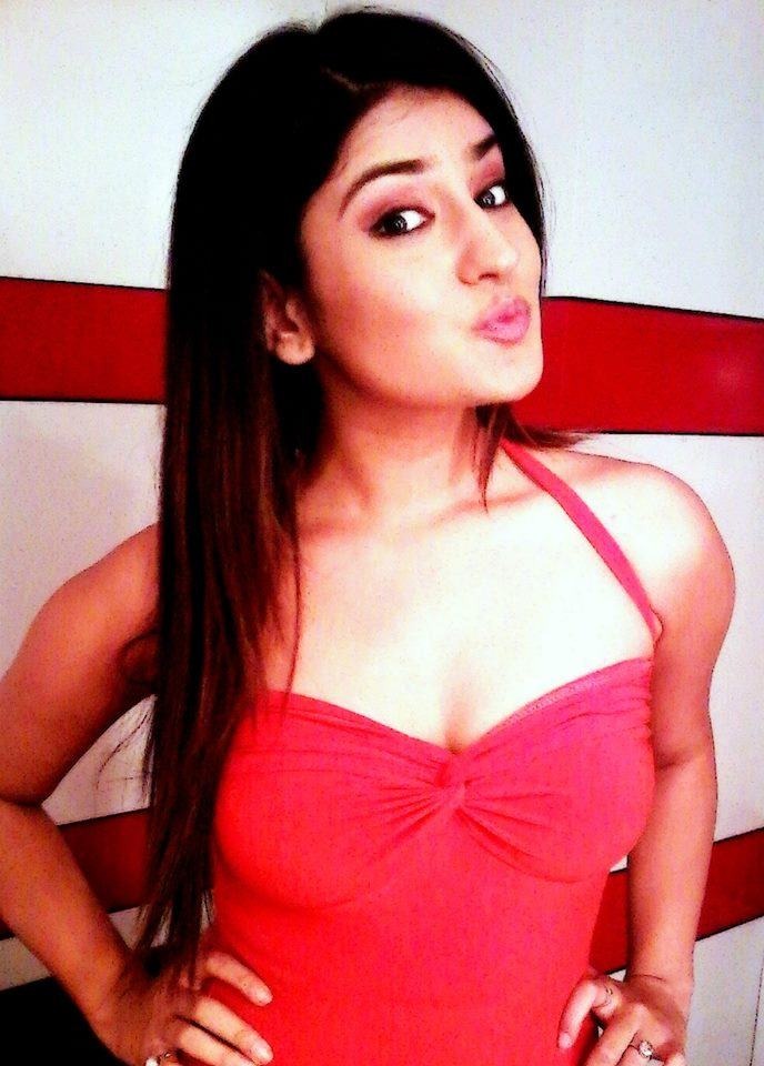 Subuhi Joshi Sizzling Hot Photos- Beautiful Images 20 subuhi joshi hot cleavage