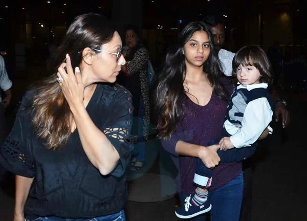 Suhana Khan Childhood Photos– Shahrukh Khan Daughter Images 18 suhana khan with abraham younger