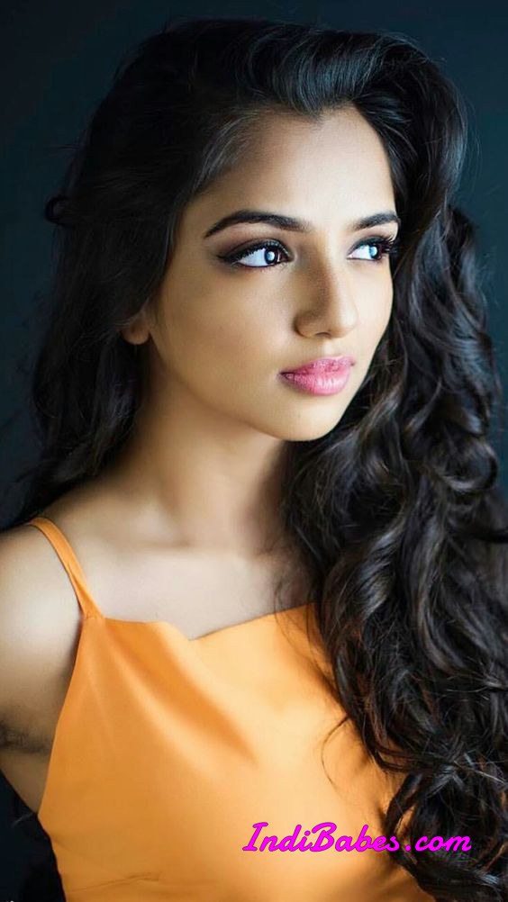 New Actress Ahsaas Channa Unseen rare Photos Gallery 14 Ahsaas Channa Unseen