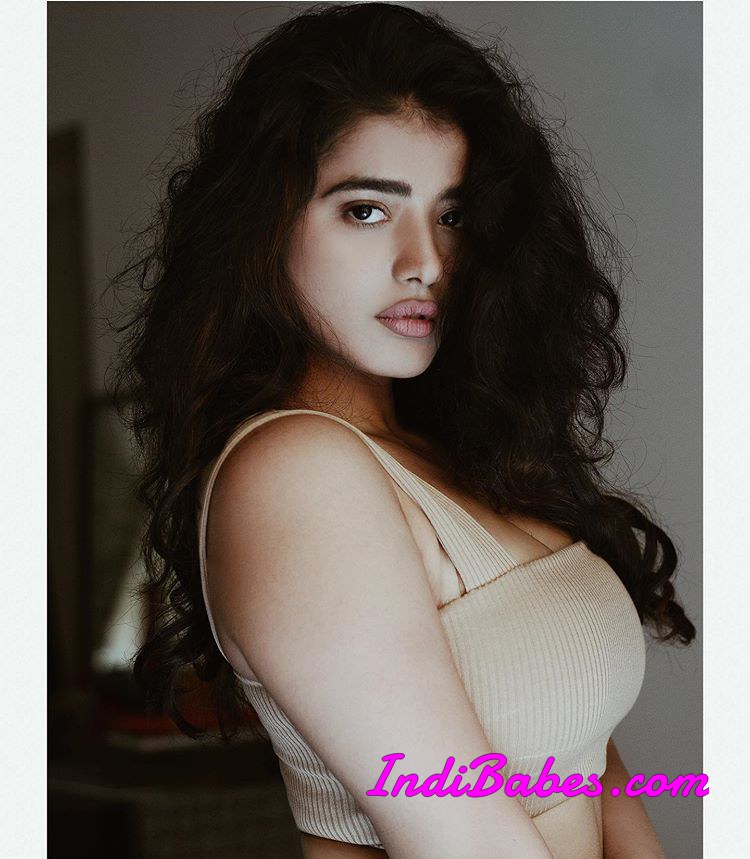Ketika Sharma Hot Beautiful Photos Gallery Wallpapers 13 Ketika Sharma