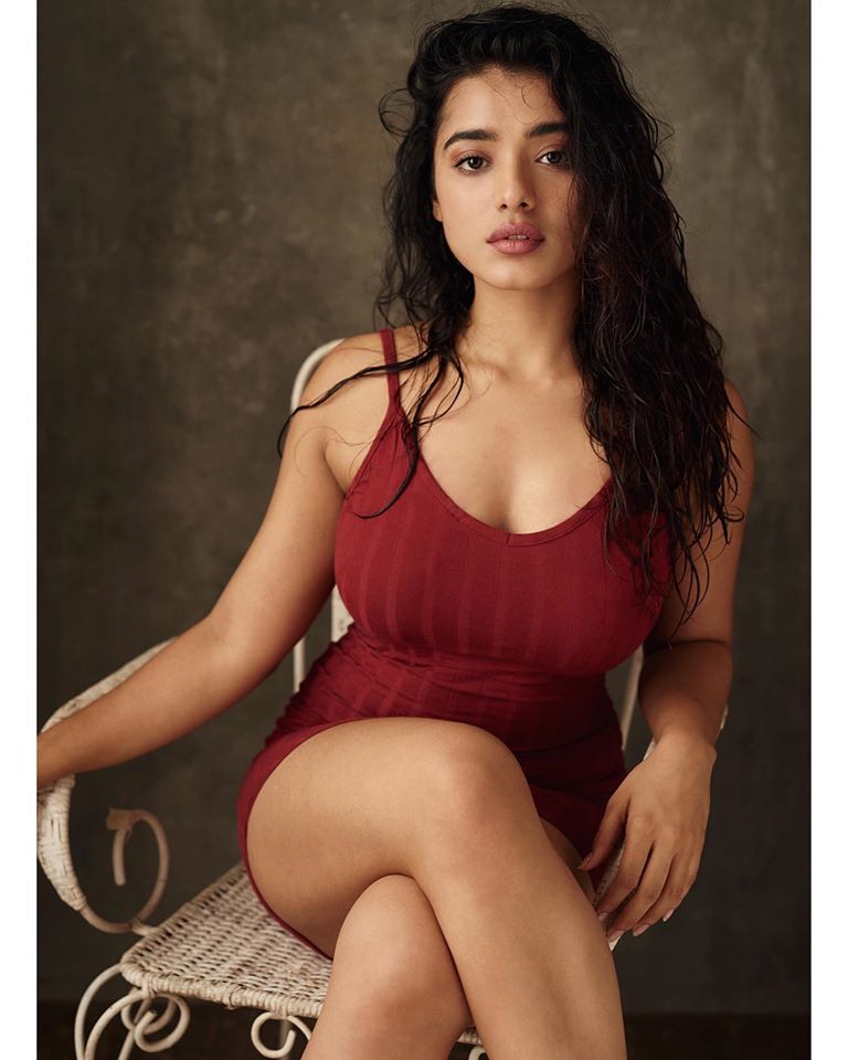 Ketika Sharma Hot Beautiful Photos Gallery Wallpapers 21 Ketika Sharma hot