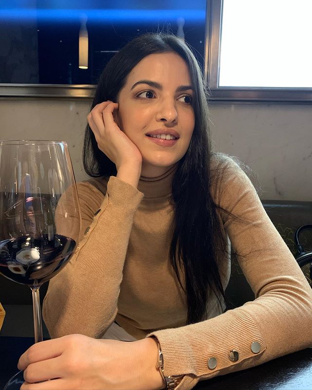 Natasha Stanković Beautiful Hot Instagram Photos 20 Natasha Stankovic