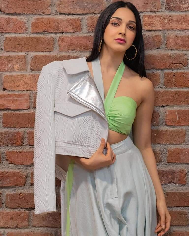 Stunning Kiara Advani Latest Hot Beautiful Photos 13 Kiara Advani Latest