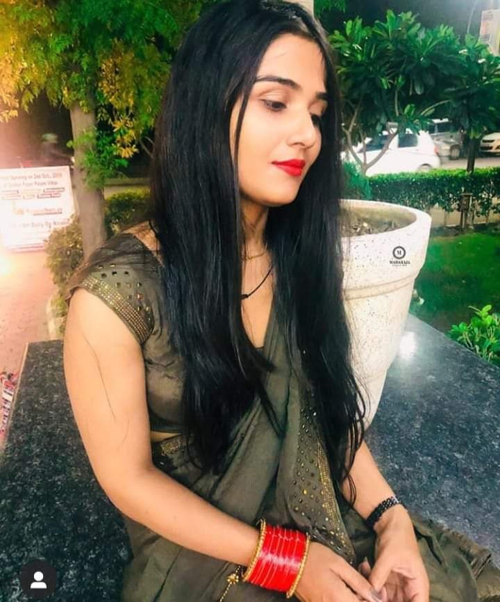 Beautiful Indian Girls Photos- Hot Desi Girls Images 11 Beautiful Indian Girl in saari