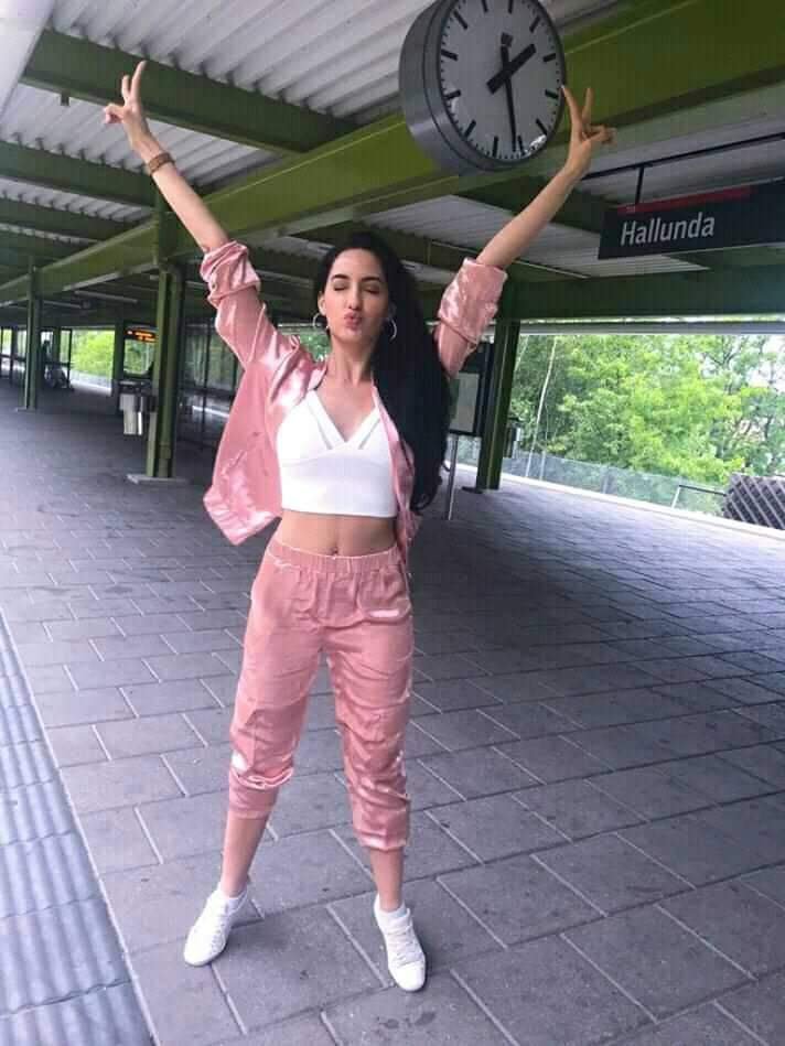 Hot Figure Dancer, Model Nora Fatehi Pictures- Beautiful, Unseen Photos 14 fb img 16006901015686258597564458084002