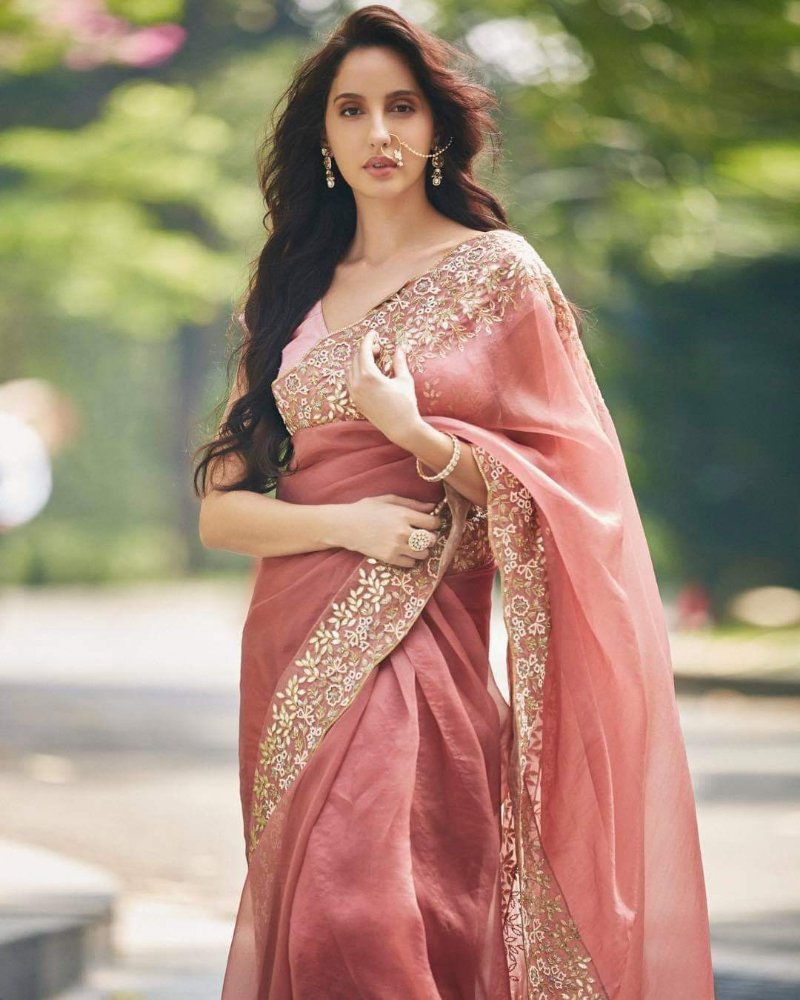 Hot Figure Dancer, Model Nora Fatehi Pictures- Beautiful, Unseen Photos 11 fb img 16006901865255212642935578363501 1