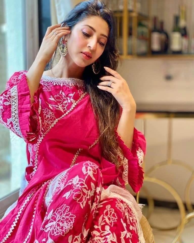 Beautiful Sonarika Bhadoriya Photos- Hot & Sexy TV Actress 20 Sonarika Bhadoriya