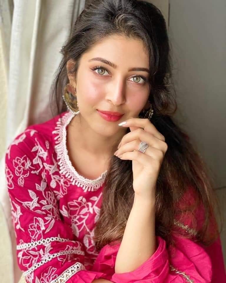 Beautiful Sonarika Bhadoriya Photos- Hot & Sexy TV Actress 17 fb img 16008708452252517362294247981903