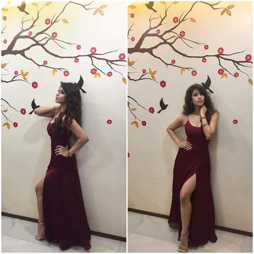 Indian Desi Babe Sonarika Bhadoriya Hot Bumps Photos 15 fb img 16008709998721817007652515554109