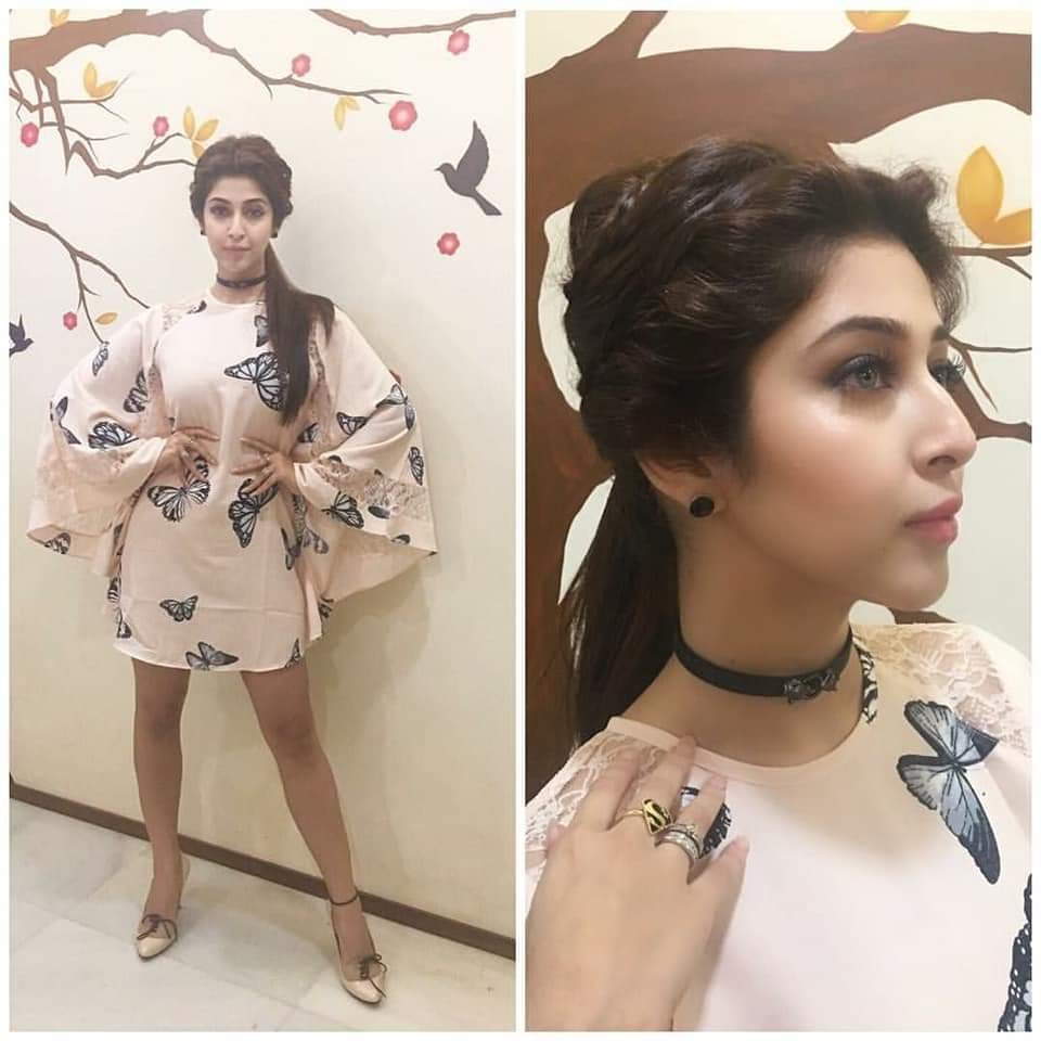 Indian Desi Babe Sonarika Bhadoriya Hot Bumps Photos 10 fb img 16008710111603477734554714116727