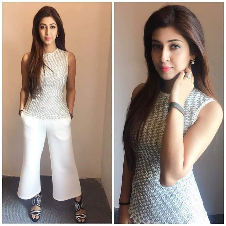 Indian Desi Babe Sonarika Bhadoriya Hot Bumps Photos 18 fb img 16008710175957121227364339904594