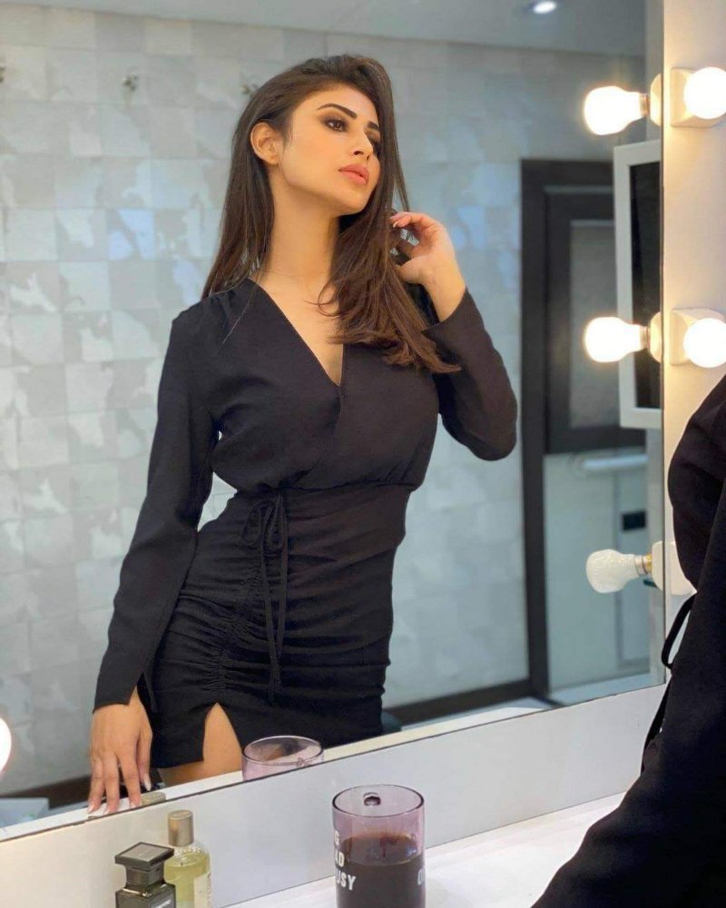 Hottie Mouni Roy Looks Gorgeous in Black Beautiful Pictures 12 fb img 16049311619902377271809159914021