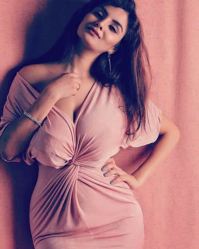 Anveshi jain gandi baat