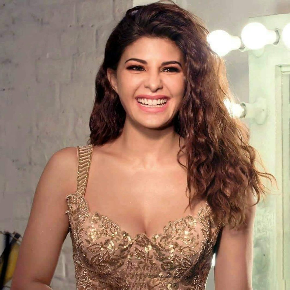 Jacqueline Fernandez Instagram Beautiful Hot photos 10 fb img 16080403916126139297584891727289