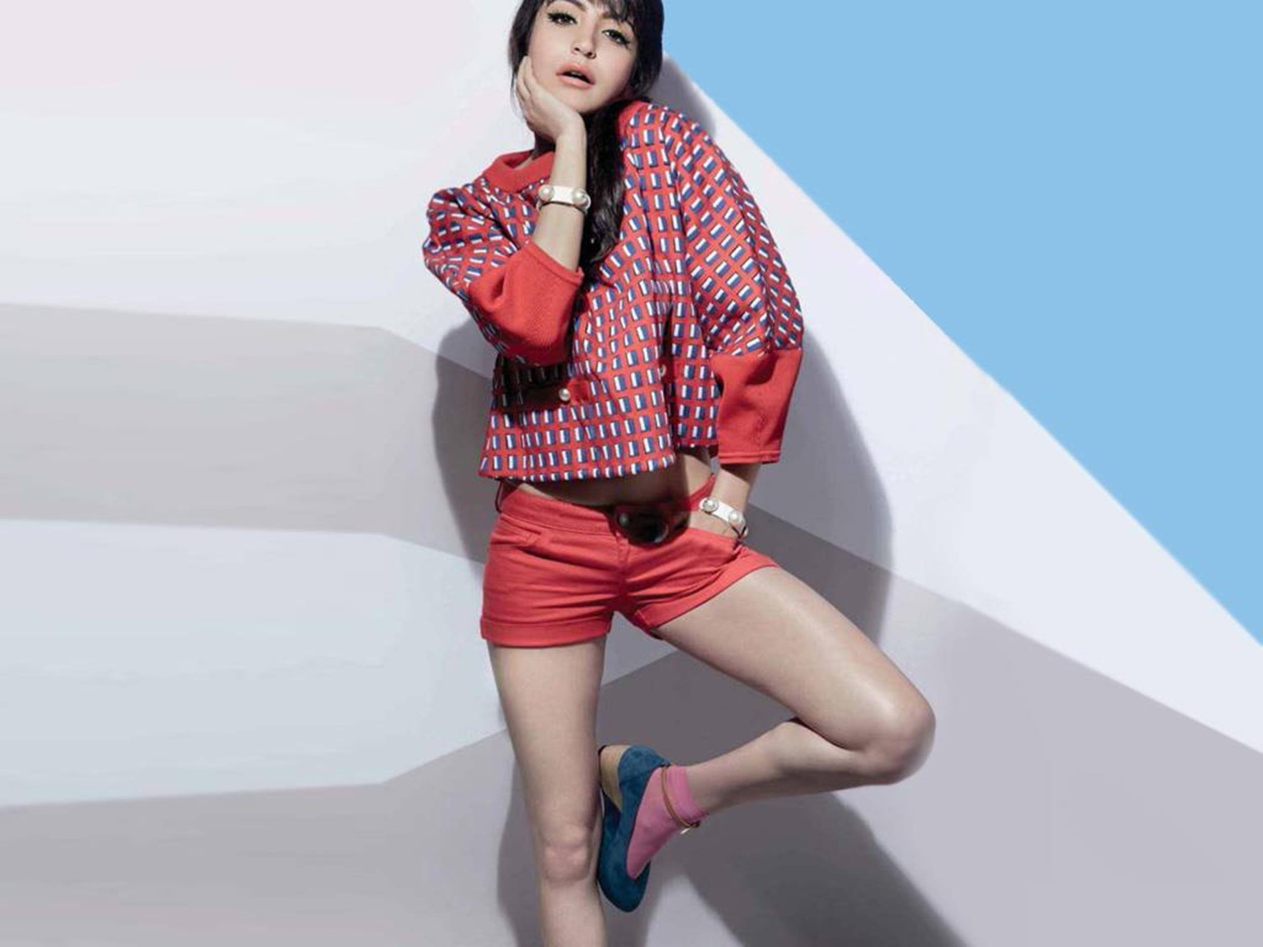 40+ Anushka Sharma Hot, Rare, Sexy & Unseen Photos Collection- Rare Combination 37 Anushka Sharma hot image12
