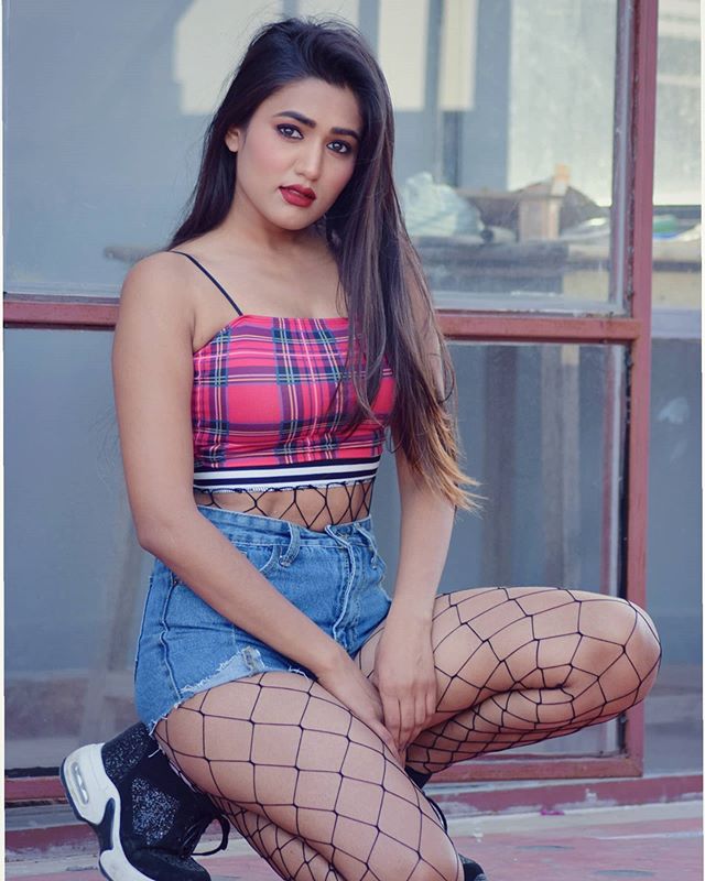 Content Creator Garima Chaurasia Hot Sexy Photos Gallery- TikTok Star 36 Garima Chaurasia 27