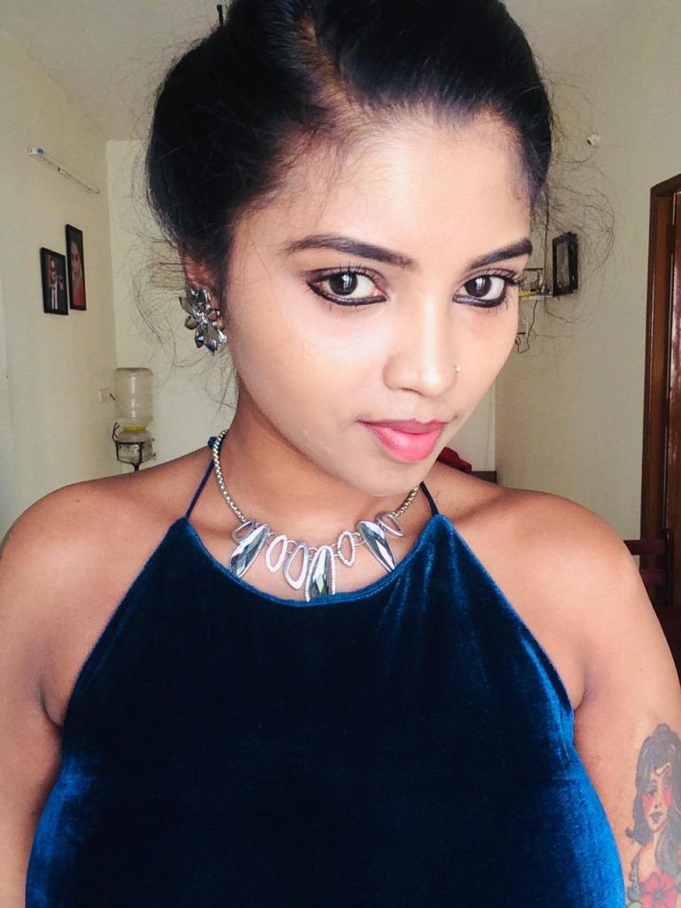 40+ VIDEO CREATOR MODEL LUCKY ELAKKIYA HOT BOLD PHOTOS 21 Elakkiya 23