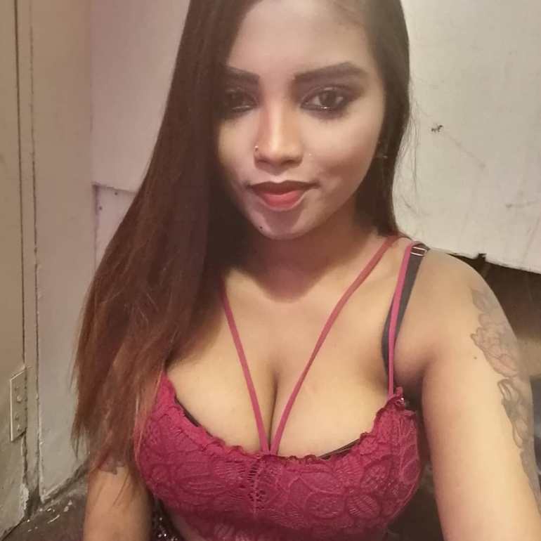 40+ VIDEO CREATOR MODEL LUCKY ELAKKIYA HOT BOLD PHOTOS 46 Elakkiya 3 1 1