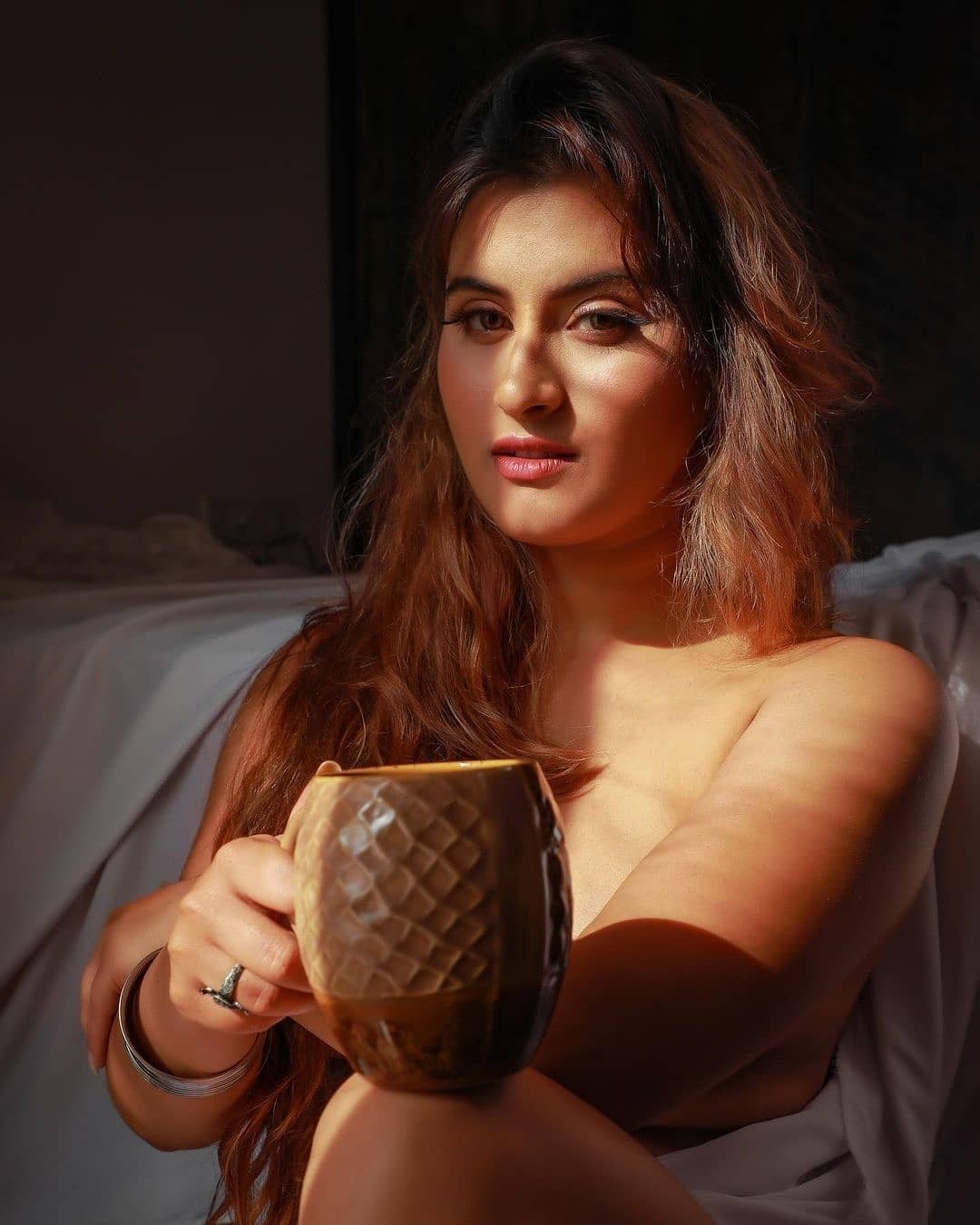 30+ Glamorous Spicy Hot Bold Celebs, Instagram Models Photos 39 glamorous celebs 161606100812