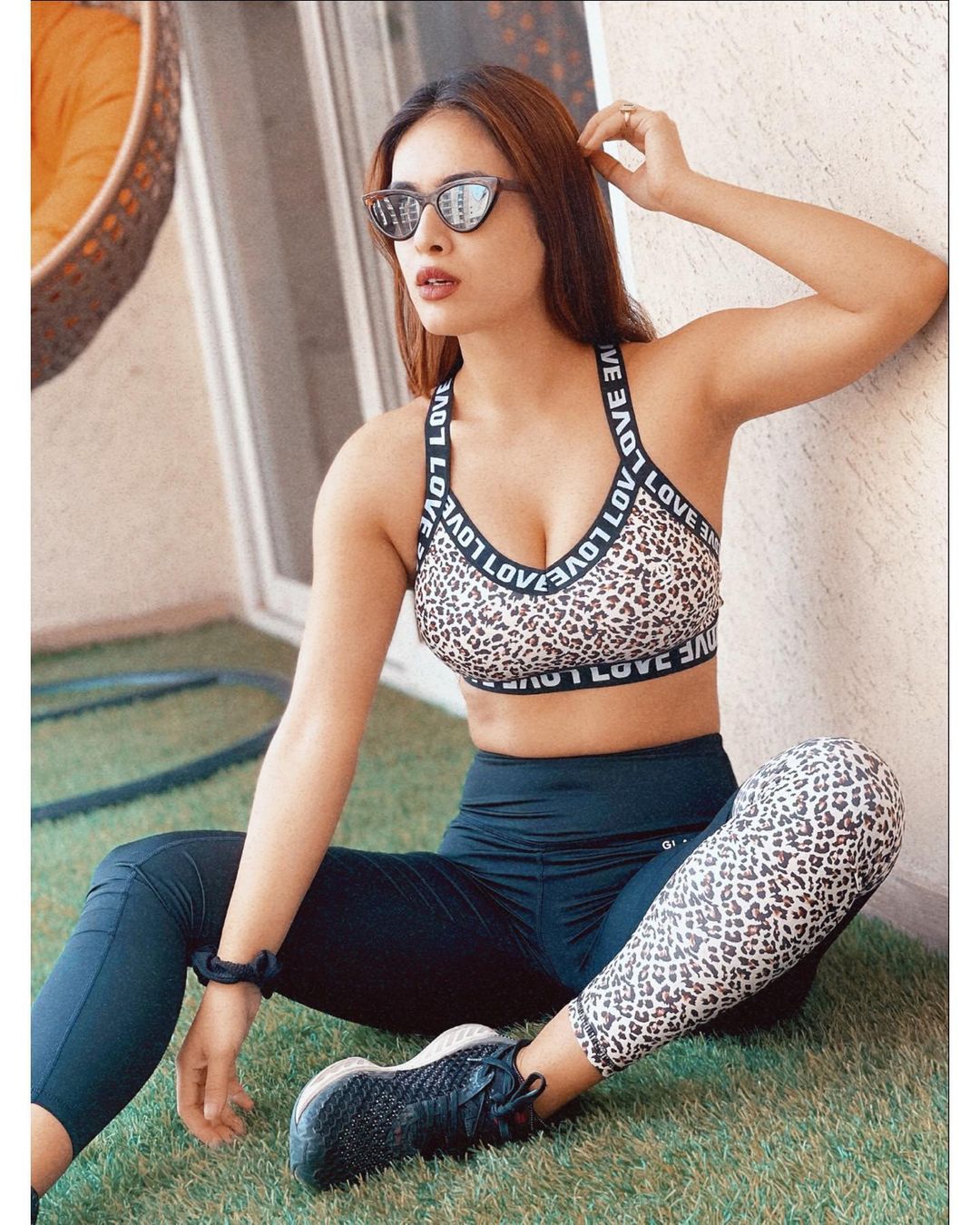 30+ Neha Malik Hot Beautiful Instagram Photos Gallery 19 nehamalik335 186857210 177866700911611 8941866627917725666 n