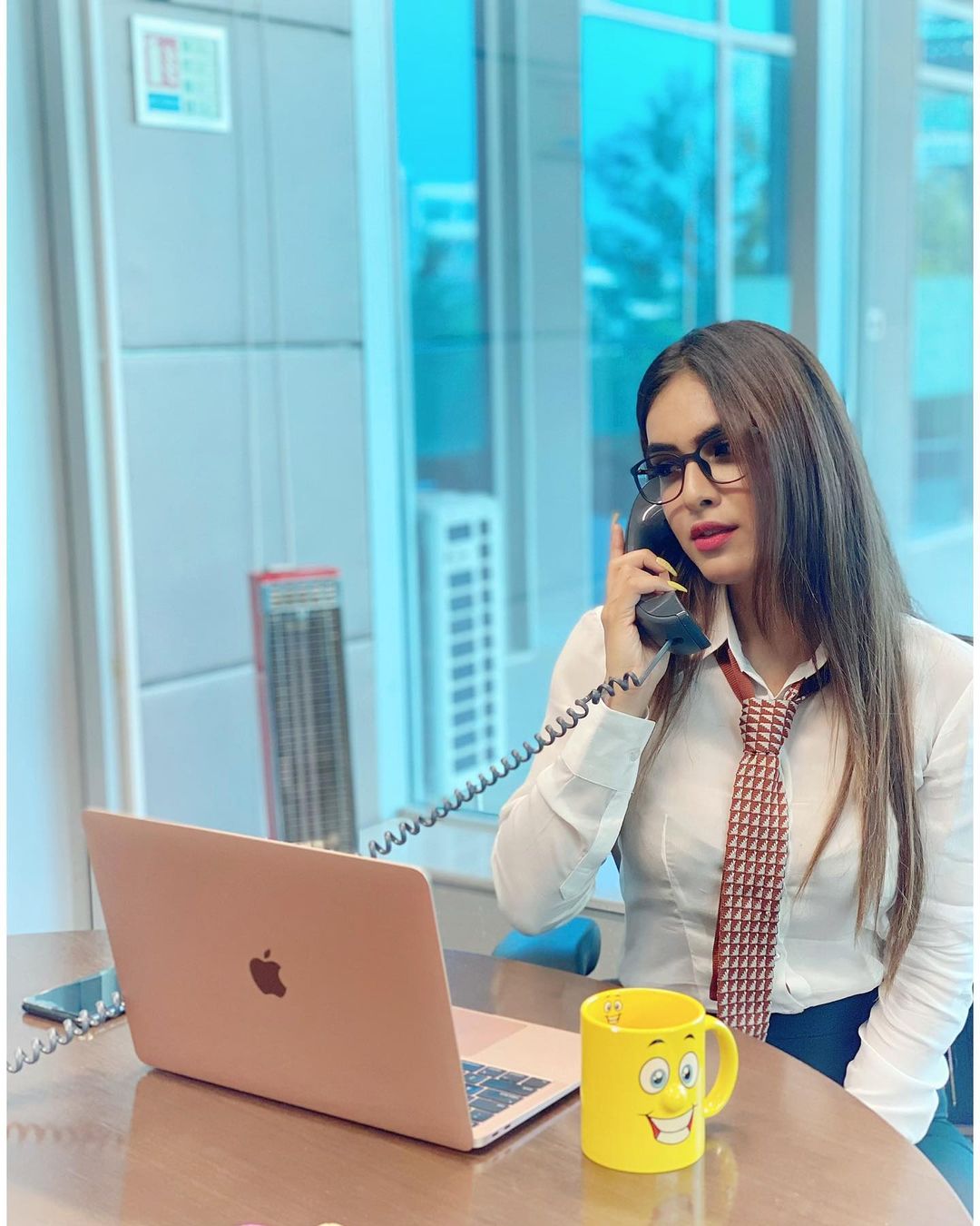 30+ Neha Malik Hot Beautiful Instagram Photos Gallery 25 nehamalik335 189955626 151207436985986 5317035347657222472 n