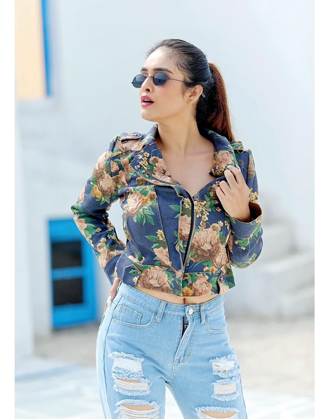 30+ Neha Malik Hot Beautiful Instagram Photos Gallery 30 nehamalik335 192088502 805551643420344 5122301836835103811 n