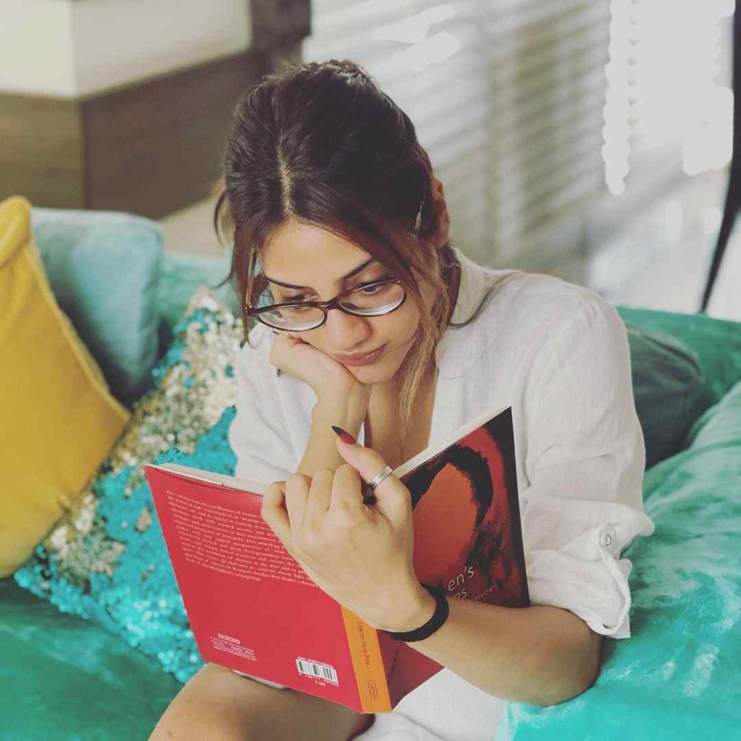 Bengali Actress & Lok Sabha Member Nusrat Jahan Hot Beautiful Photos 25 nusratchirps 174866318 133233168786144 6644096044552211628 n