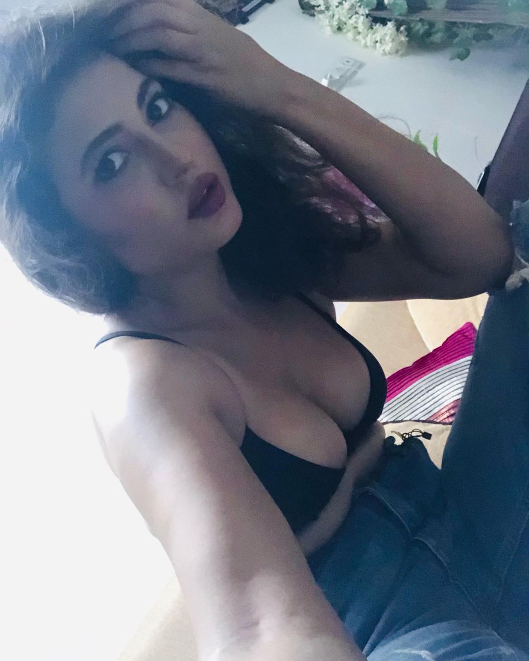 15+ Poonam Rajput Hot Selfie Pics- Actress from Mirzapur and Dance Bar Ullu App 11 poonamrajputofficial 194578001 930901271041603 6113320028366488728 n