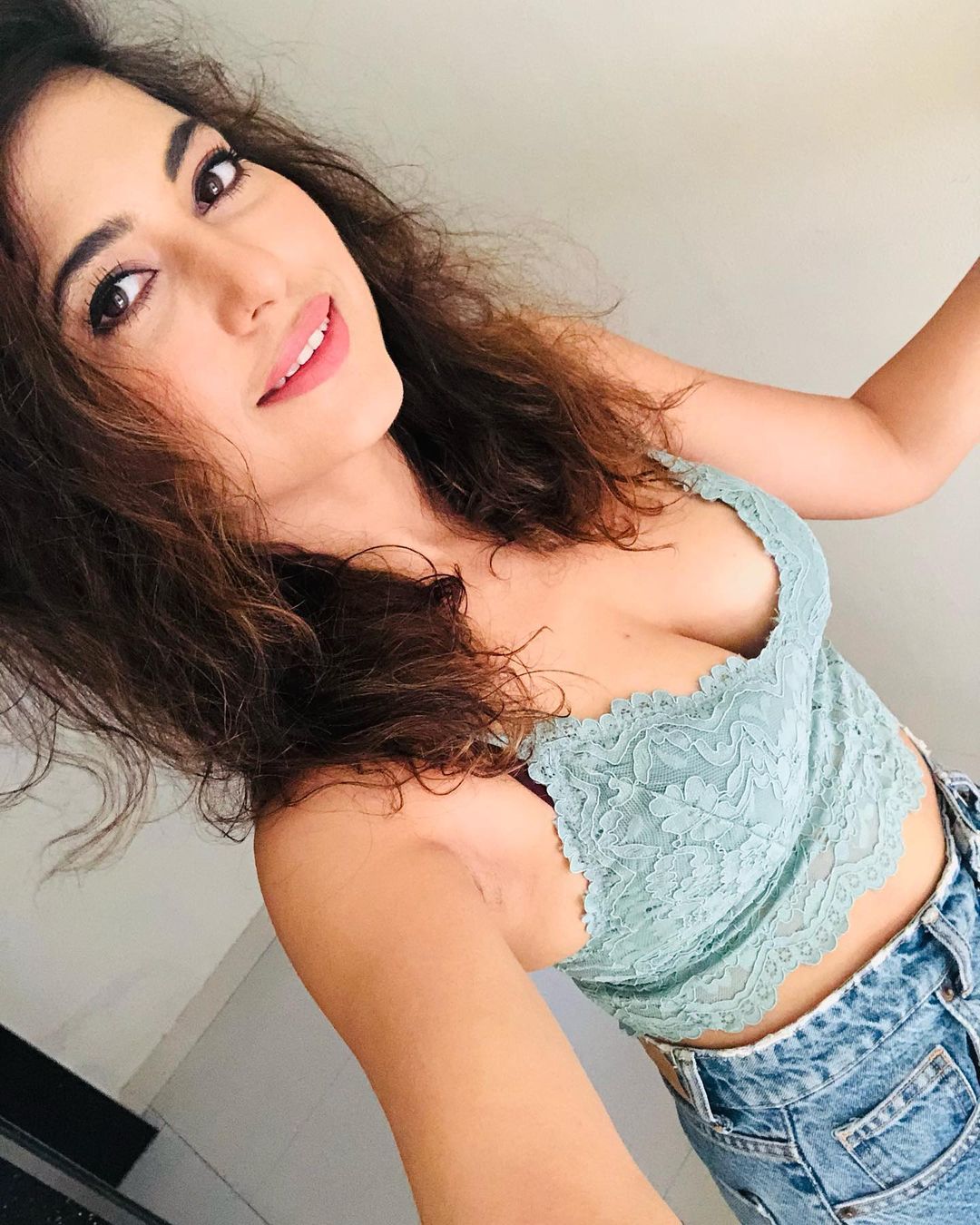 15+ Poonam Rajput Hot Selfie Pics- Actress from Mirzapur and Dance Bar Ullu App 14 poonamrajputofficial 196921728 777071422964783 6377593481028882059 n