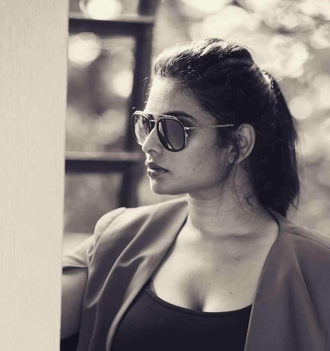 15+ Hot Photos Of VJ Maheswari Chanakyan, Tamil Actress & TV Host 19 VJ Maheswari Chanakyan Tamil TV Actress 012