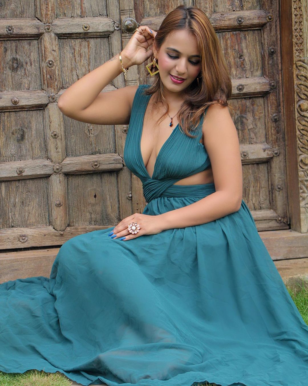 Shreyal Pandey MyGlamGirl Hot Sensational Latest HD Photos 14 shreyalpandey 240080993 546415256582978 4466561491861373338 n