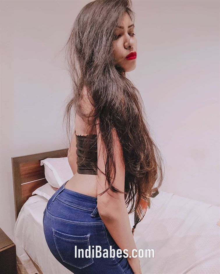 50+ Bengali Beauty Shiwani Shaw Hot Bold Photos- Navel, Backless Images 19 sadyeworld 191577893 539752667409050 6076114718982093095 n
