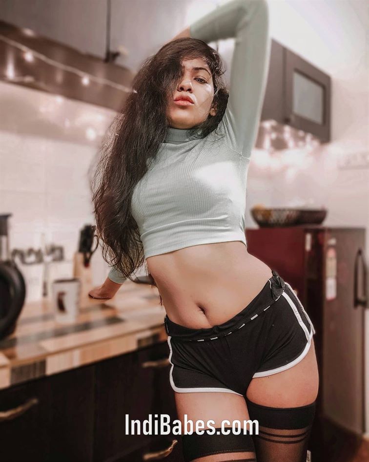 50+ Bengali Beauty Shiwani Shaw Hot Bold Photos- Navel, Backless Images 20 sadyeworld 196437140 512194219832749 4418822690128098160 n