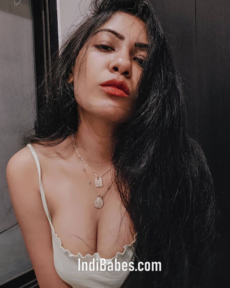 50+ Bengali Beauty Shiwani Shaw Hot Bold Photos- Navel, Backless Images 24 sadyeworld 204015139 938073356980564 4608137984919183634 n