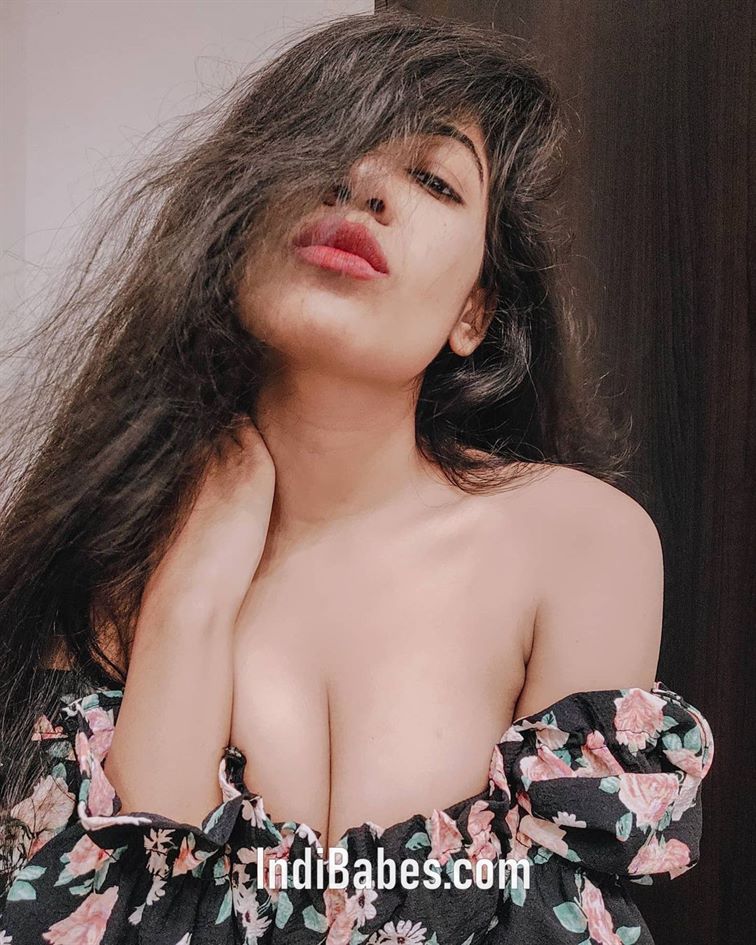 50+ Bengali Beauty Shiwani Shaw Hot Bold Photos- Navel, Backless Images 32 sadyeworld 234829681 198702038906037 5965316775472931908 n