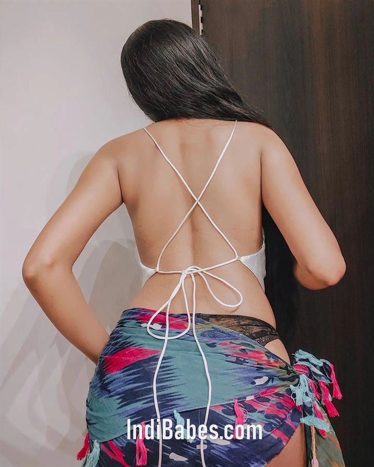 50+ Bengali Beauty Shiwani Shaw Hot Bold Photos- Navel, Backless Images 45 sadyeworld 243125375 1589813751213096 165755977571569236 n