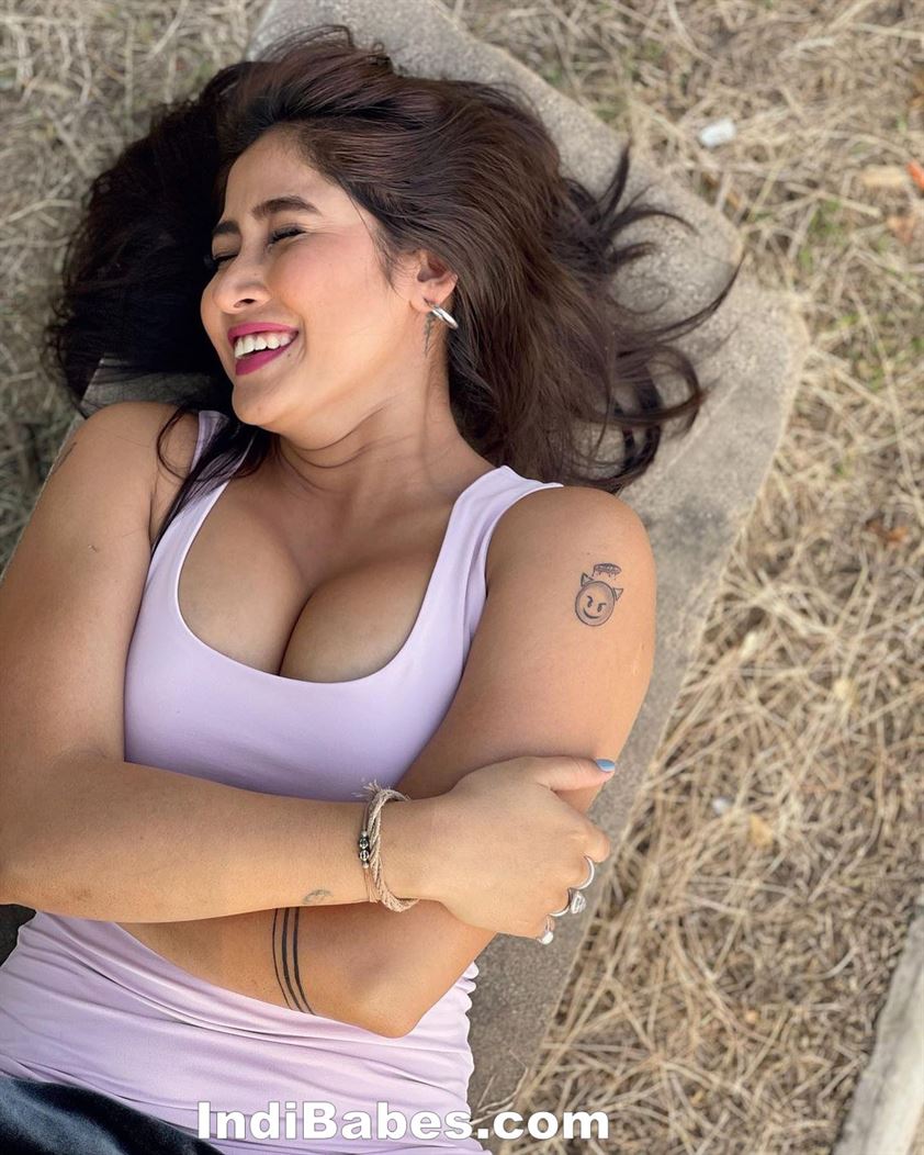 40+ Sofia Ansari Hot Beautiful HD Photos- Famous Instagram Model 51 Bengali Beauty Jiya Roy Hot 29 1
