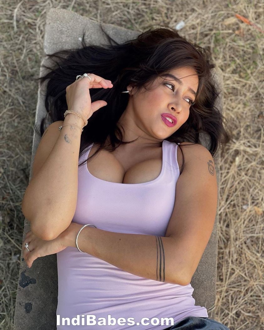 40+ Sofia Ansari Hot Beautiful HD Photos- Famous Instagram Model 14 Bengali Beauty Jiya Roy Hot 35
